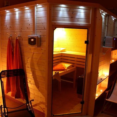 Eurobaltyk Bed & Breakfast Ревал Екстериор снимка